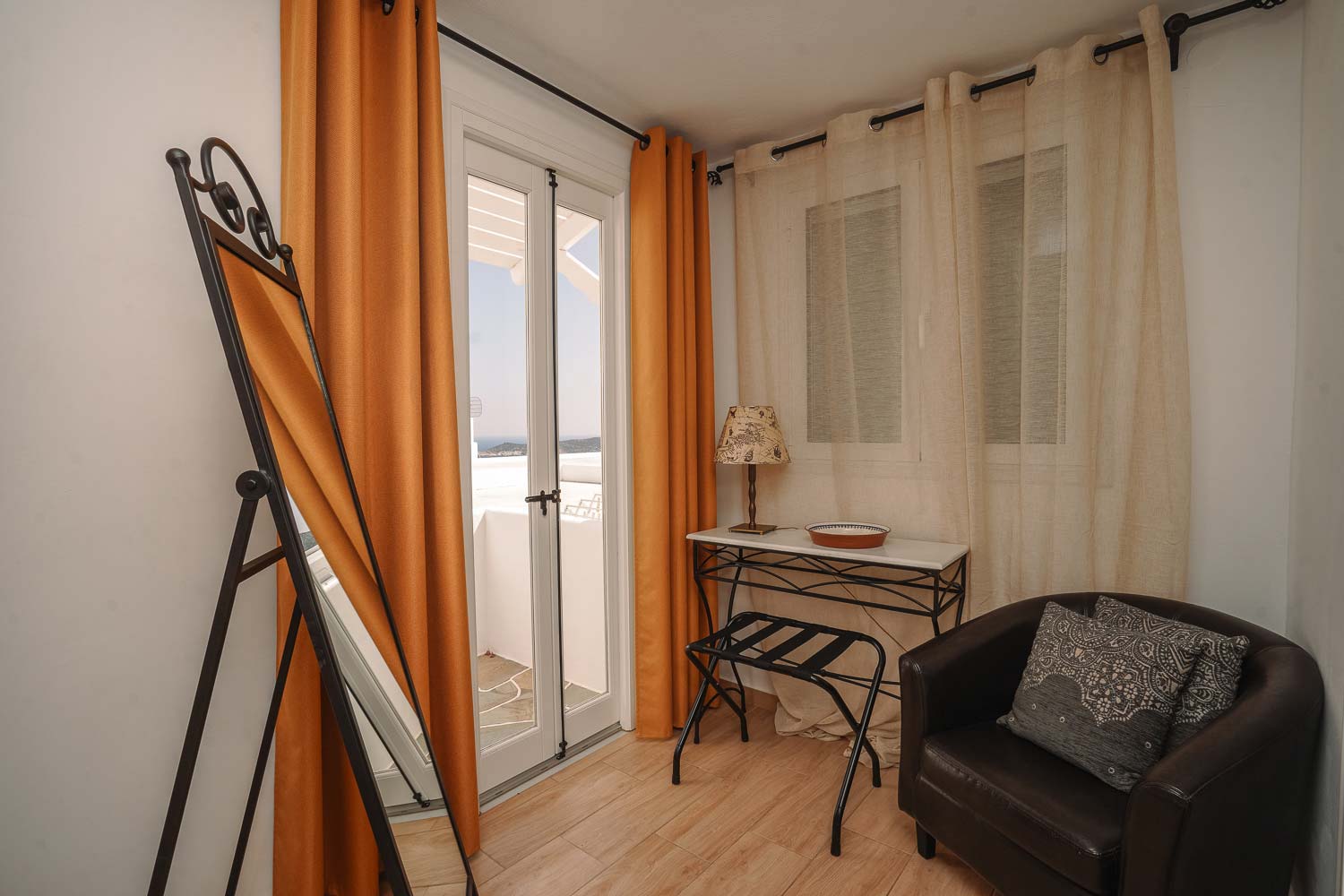 Κυρίως υπνοδωμάτιο στη Βίλα Πέλαγος